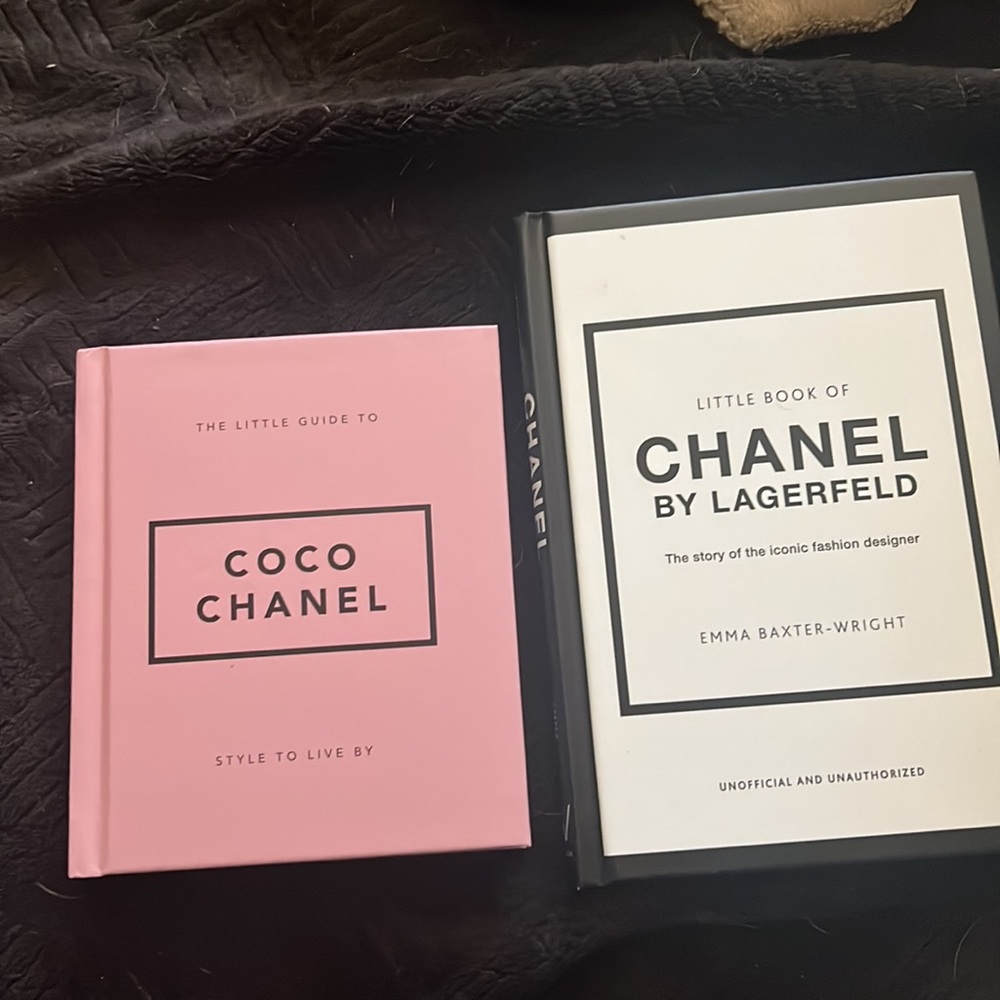 The little book of COCO CHANEL 192 pages of Coco quotes & info. Style to live by - Picture 5 of 6